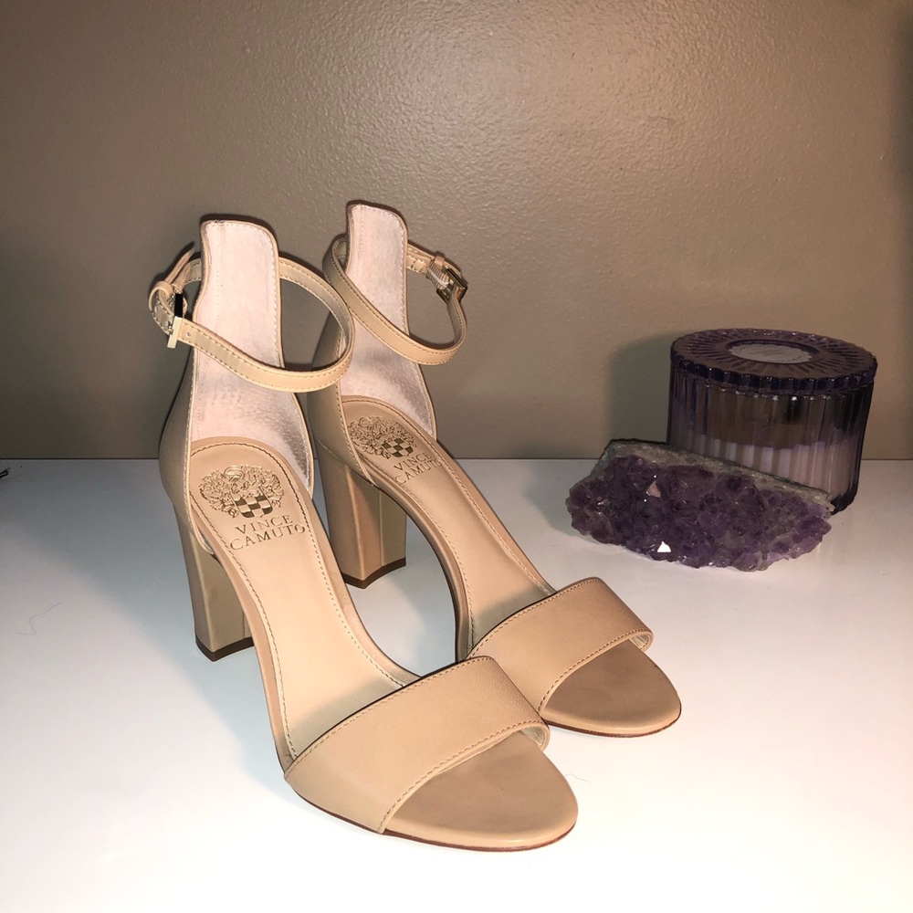 Vince Camuto Coralina ankle strap sandal